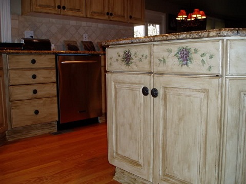 Kitchen Plans on Some Kitchen Cabinet Painting Ideas Are  Faux Painting Kitchen